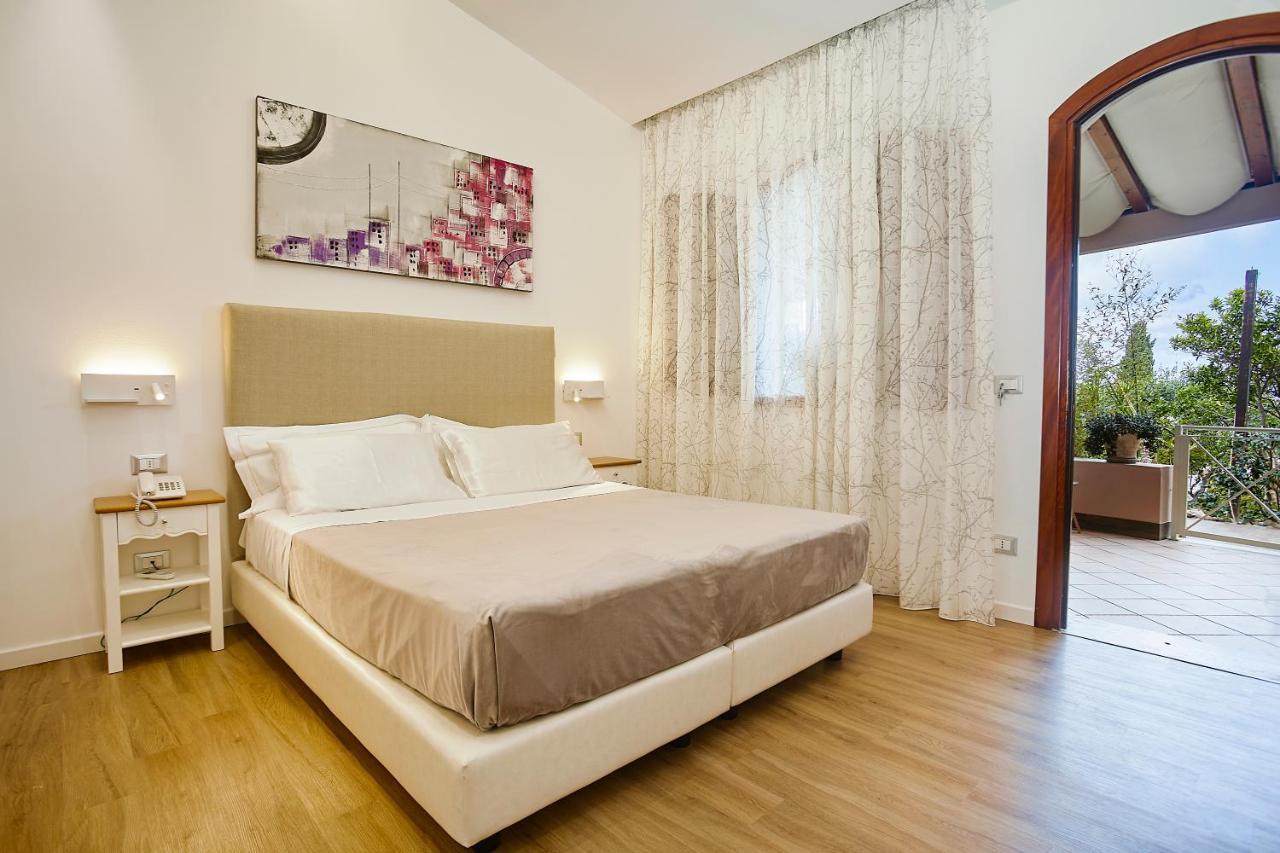 Hotel La Tavernetta سكوبيلو المظهر الخارجي الصورة
